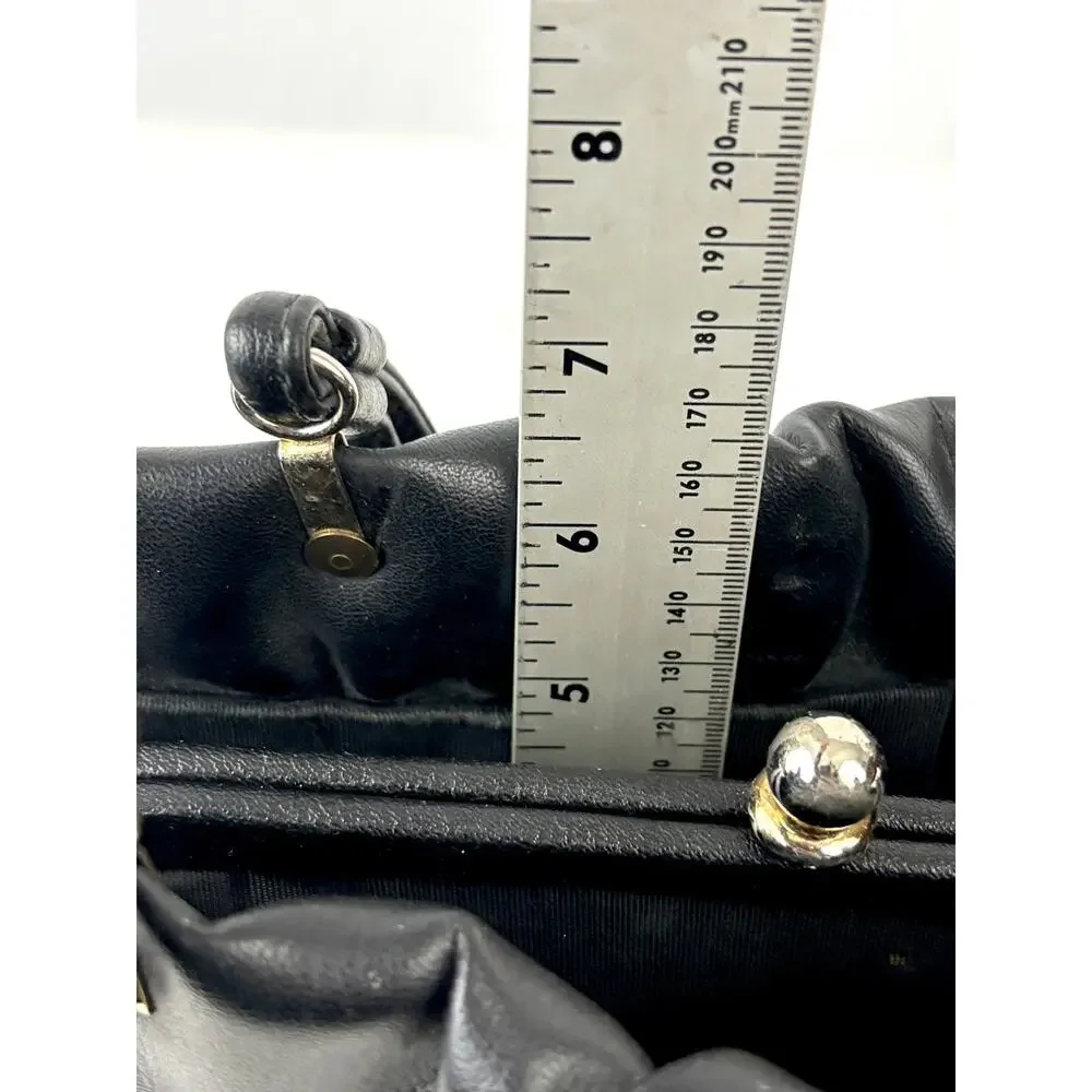 Vintage 1950s 60s‎ Black Gathered Leather Top Handle Purse Clasp Closure